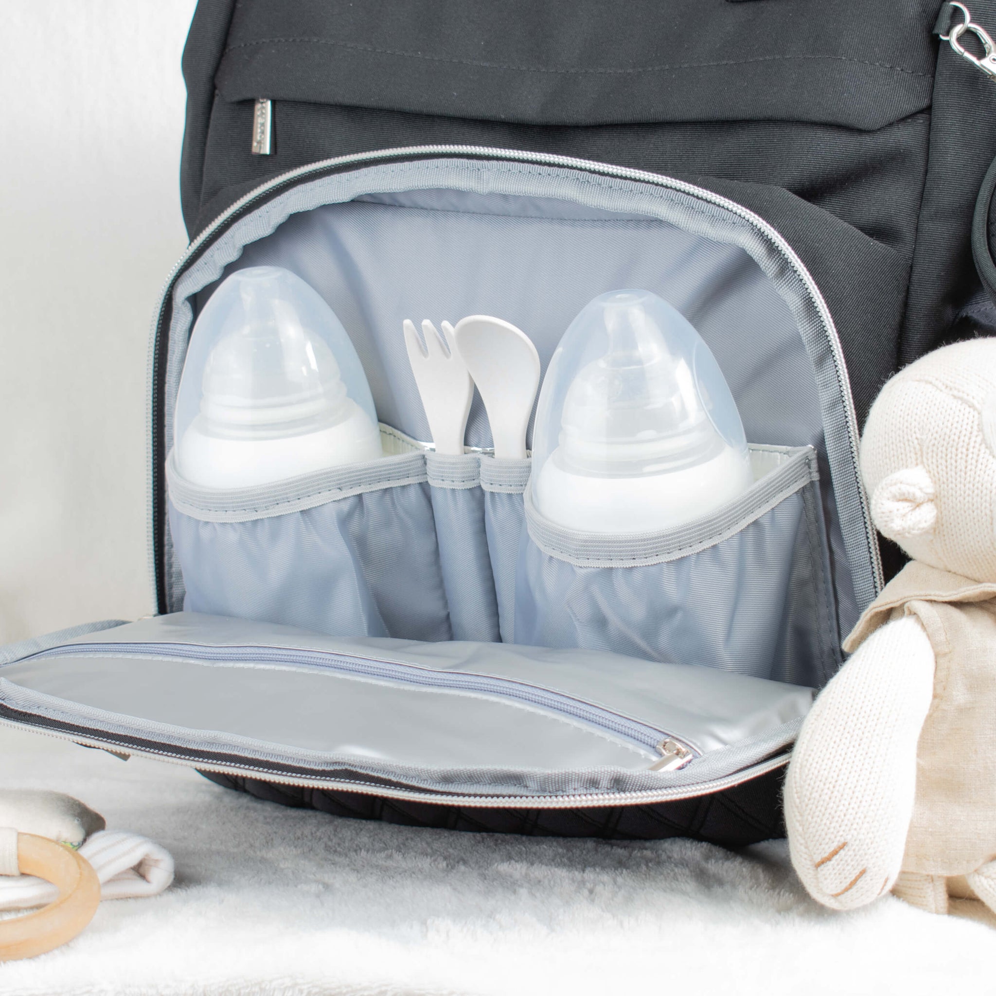 Larkspur diaper bag 2025